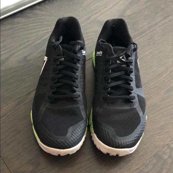 Reebok Training Sneakers. Like NEW! - Picture 2 of 3